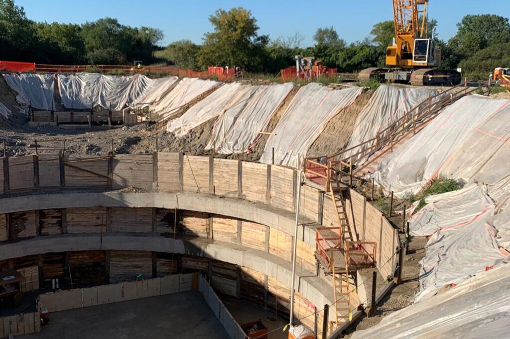 a large job site
